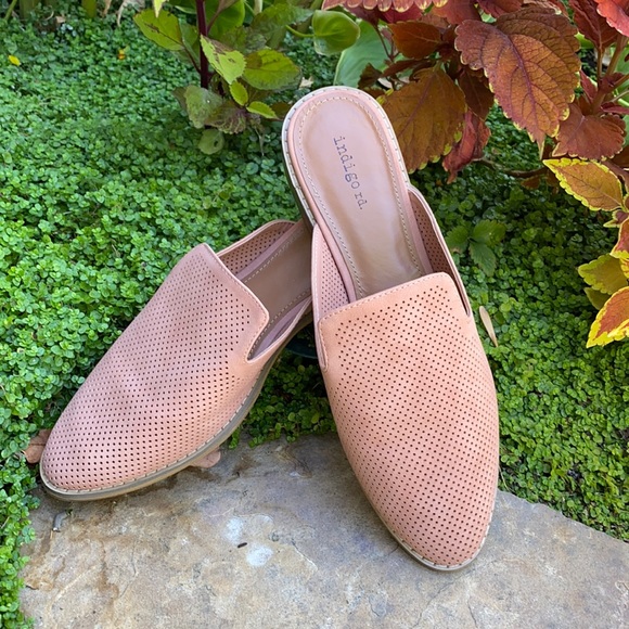 Indigo Shoes - Indigo rd. Blush Pink Mules Sz 9M